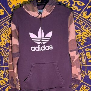 Adidas Sweatshirt